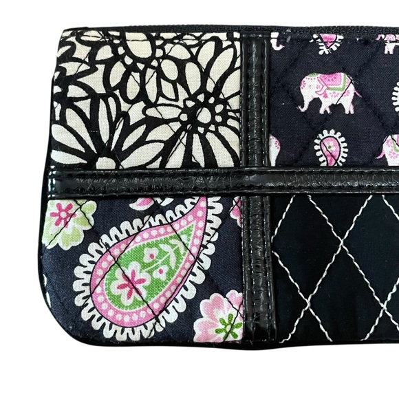Vera Bradley Ella Wristlet Pink Elephants Black Multi Women’s Patchwork Quilted - Picture 2 of 7